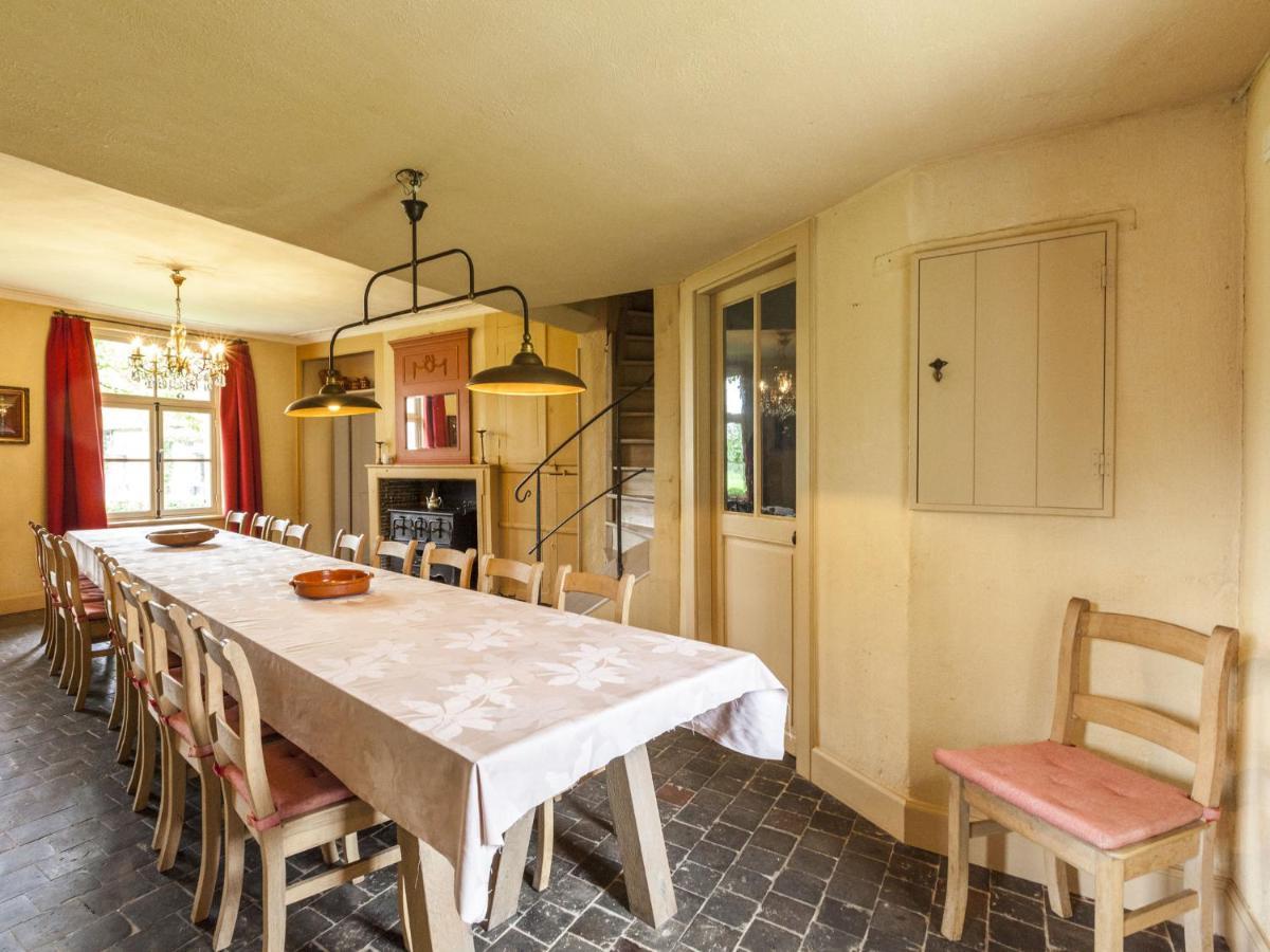 Beautiful Farmhouse In Beernem With Big Garden Exterior foto